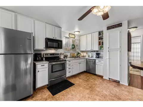 17848 E Cornell Dr, Aurora, CO 80013 photo 14