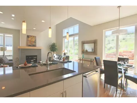342 Mcconnell Dr, Lyons, CO 80540 photo 3