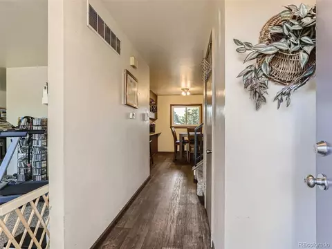 17290 E Hamilton Ave, Aurora, CO 80013 photo 3