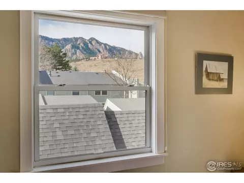 82 Benthaven Pl, Boulder, CO 80305 photo 3