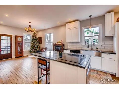 140 E Saint Clair Ave, Longmont, CO 80504 photo 9