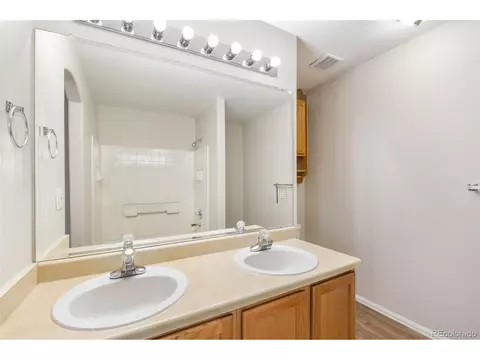 14354 E 47th Dr, Denver, CO 80239 photo 17