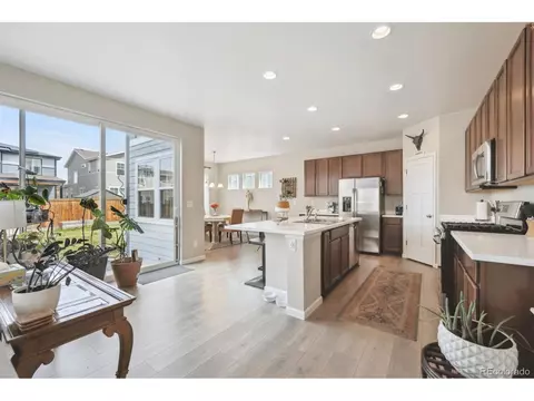 27837 E 8th Ave, Aurora, CO 80018 photo 5