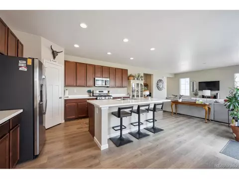 27837 E 8th Ave, Aurora, CO 80018 photo 9
