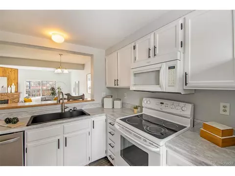 4232 S Mobile Cir #E, Aurora, CO 80013 photo 7