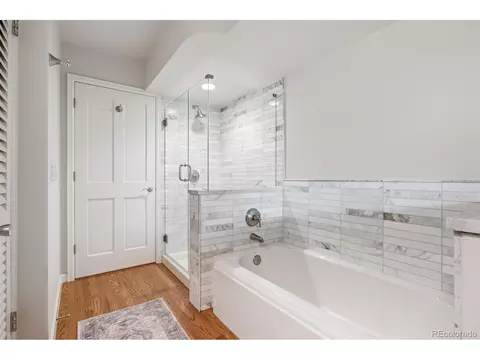 Bath - 2901 E Floyd Dr, Denver, CO 80210 photo 4 of 6