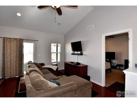 301 Dee Rd, Johnstown, CO 80534 photo 5