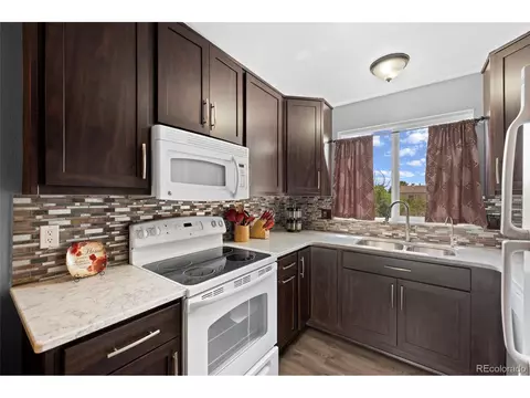 19088 E 21st Cir, Aurora, CO 80011 photo 4