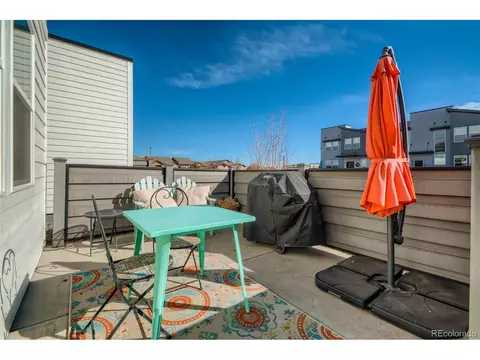 16165 E Warner Dr, Denver, CO 80239 photo 5