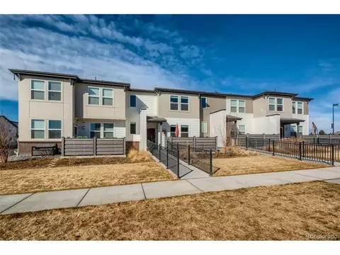 16165 E Warner Dr, Denver, CO 80239 photo 2