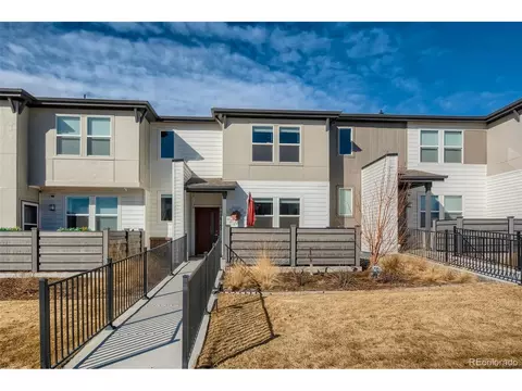 16165 E Warner Dr, Denver, CO 80239 photo 3
