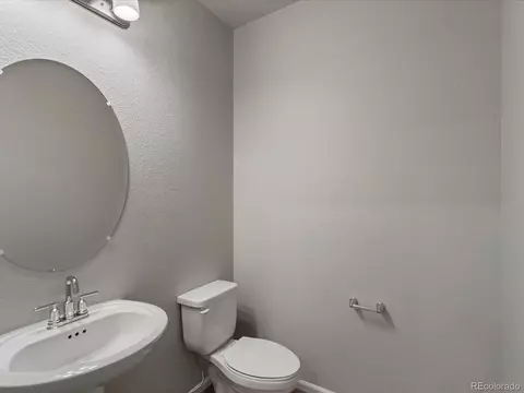 22261 E 7th Pl, Aurora, CO 80018 photo 7