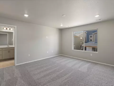 22261 E 7th Pl, Aurora, CO 80018 photo 9