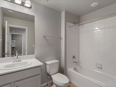 22261 E 7th Pl, Aurora, CO 80018 photo 14