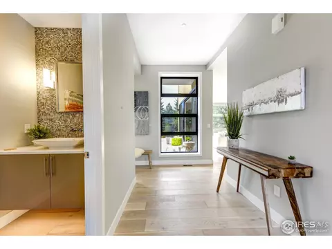 390 Linden Ave, Boulder, CO 80304 photo 14