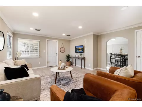 377 Stuart St, Denver, CO 80219