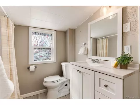 377 Stuart St, Denver, CO 80219 photo 21