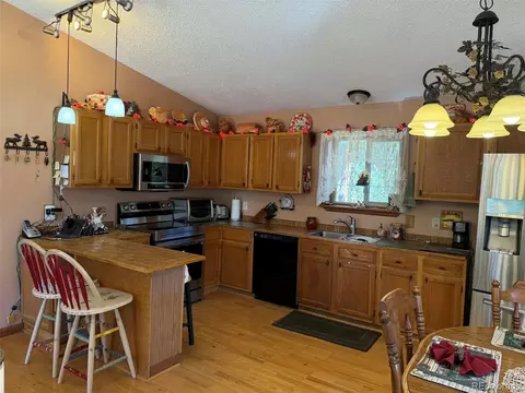 Kitchen - 33623 Smith Rd, Pine, CO 80470 photo 1 of 2
