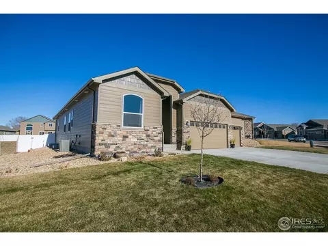 431 Gannet Peak Dr, Windsor, CO 80550 photo 2