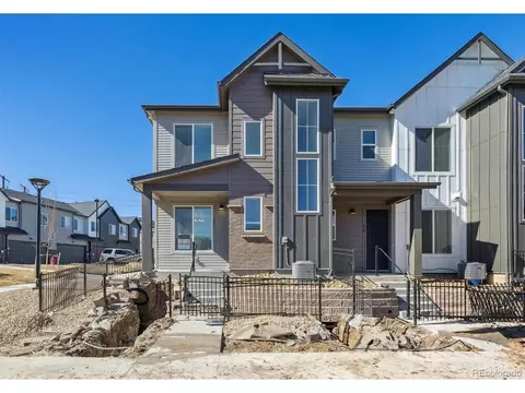 458 Millwall Cir, Castle Pines, CO 80108