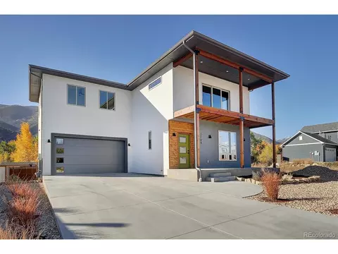 1109 E Poncha Ave, Poncha Springs, CO 81242