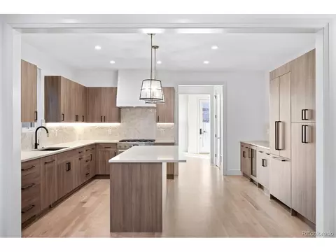 552 Monroe St, Denver, CO 80206 photo 6