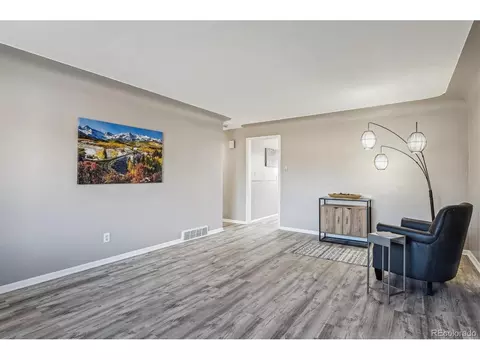 930 Allison St, Lakewood, CO 80214 photo 3
