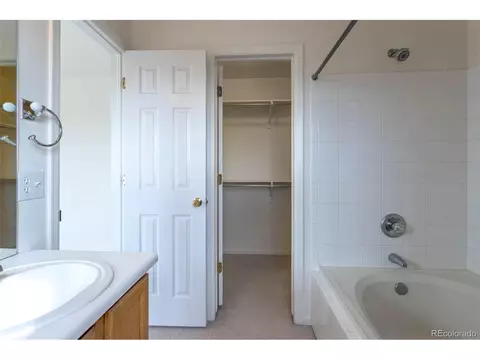 12282 E 2nd Dr, Aurora, CO 80011 photo 18