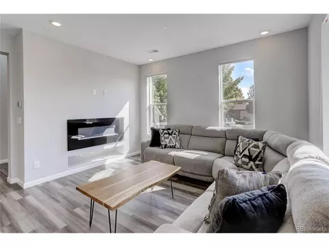 14825 E Belleview Dr, Aurora, CO 80015 photo 3