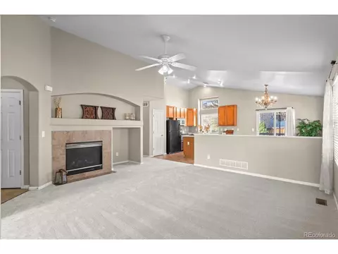 20469 E Doane Dr, Aurora, CO 80013 photo 4