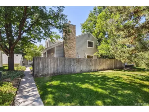 Exterior - 11623 E Cornell Cir, Aurora, CO 80014 photo 5 of 7