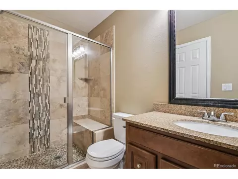 Bath - 11623 E Cornell Cir, Aurora, CO 80014 photo 4 of 5