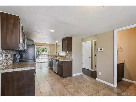 Kitchen - 11623 E Cornell Cir, Aurora, CO 80014 photo 3 of 3