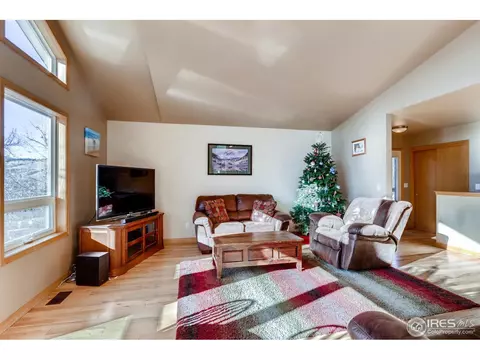 141 Kelling Dr, Lyons, CO 80540 photo 2