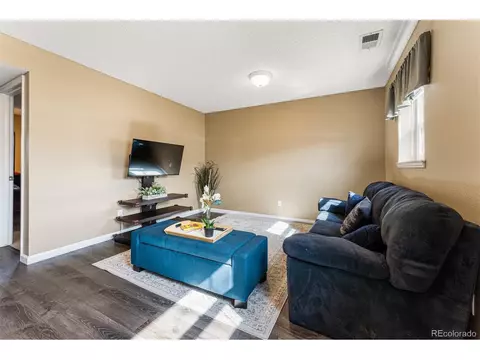 685 Madison Way, Bennett, CO 80102 photo 15