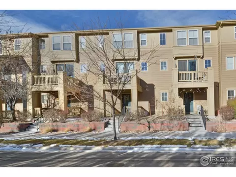 749 Casper Dr, Lafayette, CO 80026 photo 2