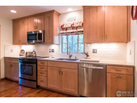 5192 Holmes Pl, Boulder, CO 80303 photo 2