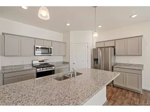 45818 Silverdrop Ave, Bennett, CO 80102 photo 6