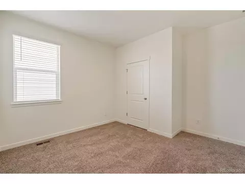 45818 Silverdrop Ave, Bennett, CO 80102 photo 24