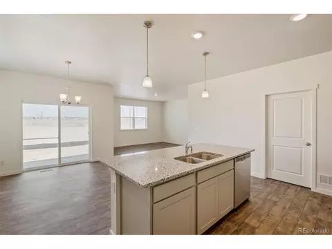 45818 Silverdrop Ave, Bennett, CO 80102 photo 11