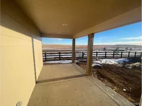 27696 E Byers Pl, Aurora, CO 80018 photo 7