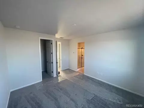 27696 E Byers Pl, Aurora, CO 80018 photo 5