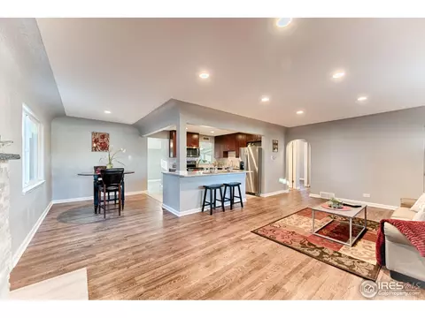 5135 Umatilla St, Denver, CO 80221 photo 9