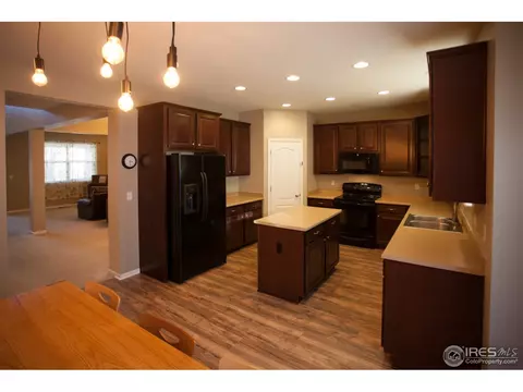 6276 Union Ave, Firestone, CO 80504 photo 2
