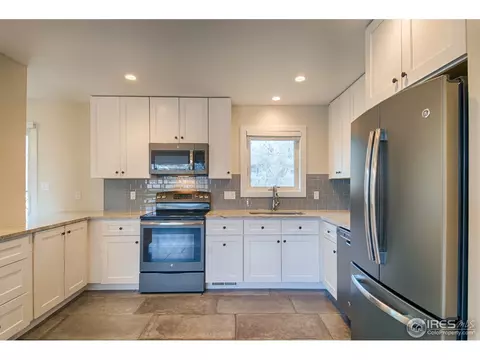 2750 Carnegie Dr, Boulder, CO 80305 photo 8