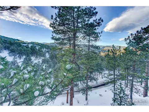 570 Timber Ln, Boulder, CO 80304 photo 3