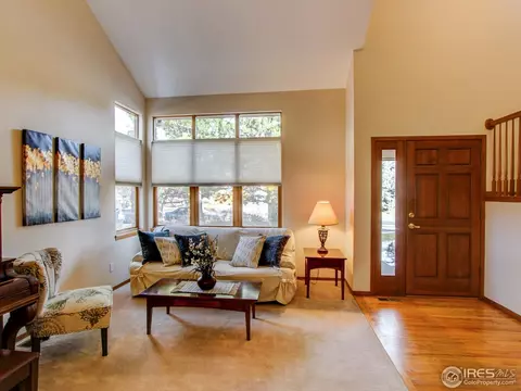 2468 Mapleton Cir, Longmont, CO 80503 photo 4