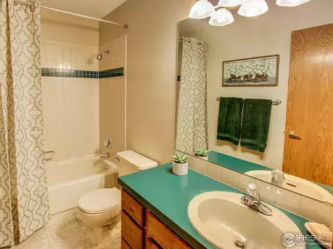 2468 Mapleton Cir, Longmont, CO 80503 photo 29
