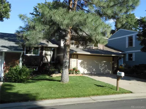 7492 W Cedar Cir, Lakewood, CO 80226