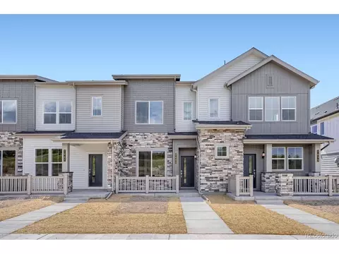 7643 S Mobile Way, Centennial, CO 80016